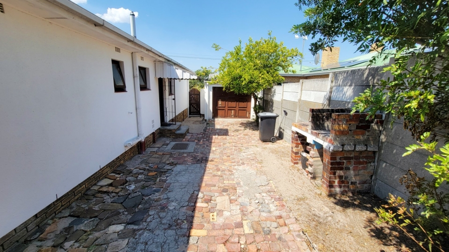 3 Bedroom Property for Sale in Glenhaven Western Cape